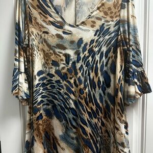 Women’s Blue and Brown Animal-Print V-Neck Tunic xl